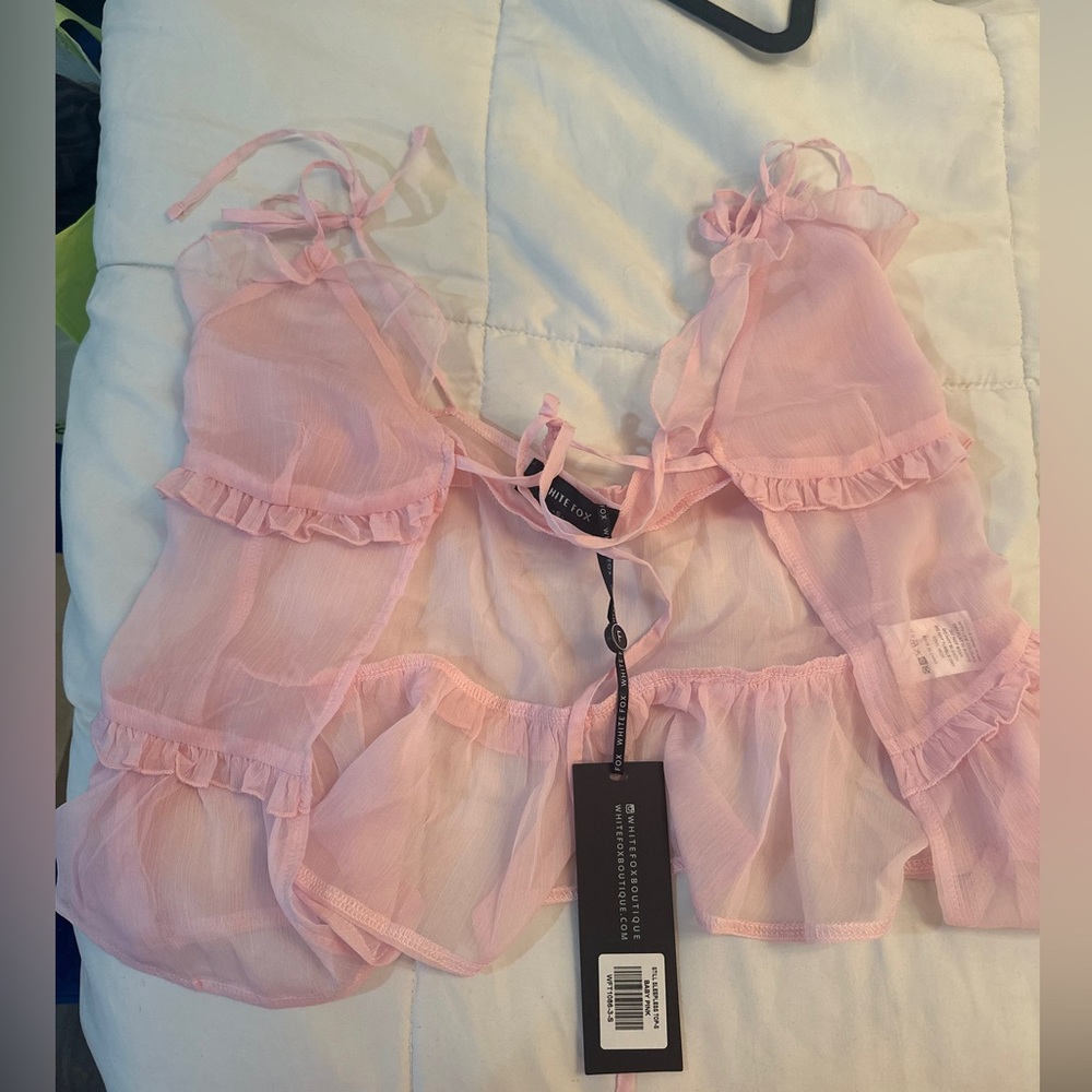 White fox still sleepless top, size small, baby pink